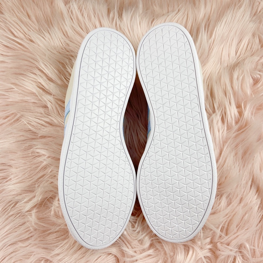 New Adidas Women’s VL Court 2.0 Sneakers - Picture 6 of 6
